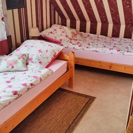 Daija By Interhome